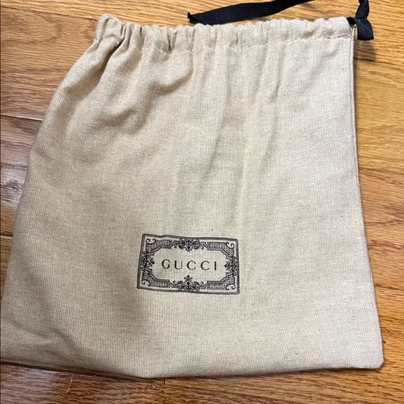 Gucci kids Cap with Green and Red Stripe with Fake Not Logo - Picture 6 of 7